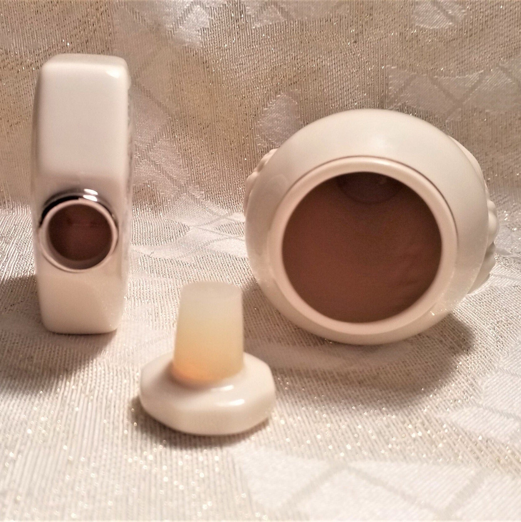 Lenox Charleston Perfume Bottle And Rosebud Vase Set Always FREE Domestic SHIPPING