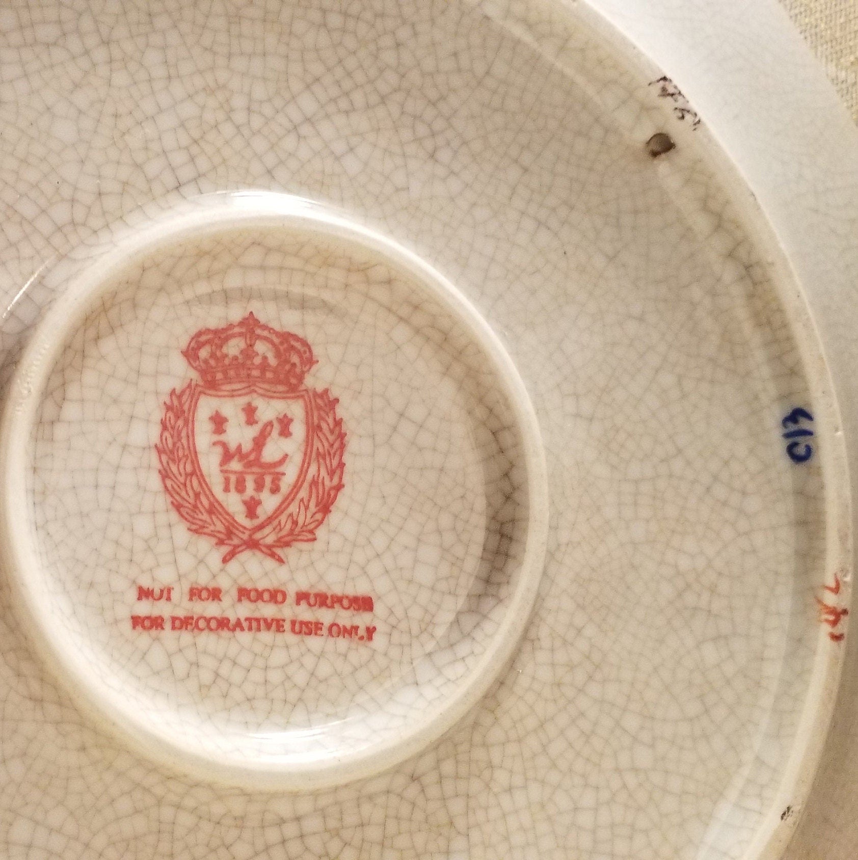 Vintage Farmhouse Chicken Plate Glazed Decorative Wall Hanging Always FREE Domestic SHIPPING