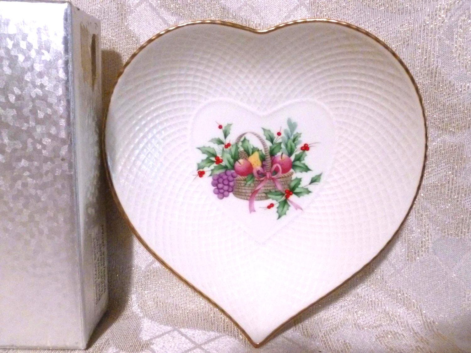 Vintage Mikasa Heart Dish, Fruit Basket Design (New in Box)