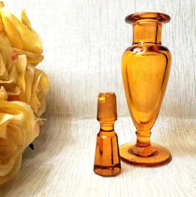 Vintage New Martinsville Amber Glass Perfume Bottle with Stopper