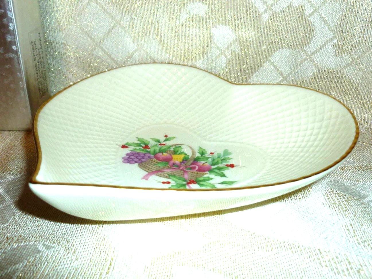 Vintage Mikasa Heart Dish, Fruit Basket Design (New in Box)