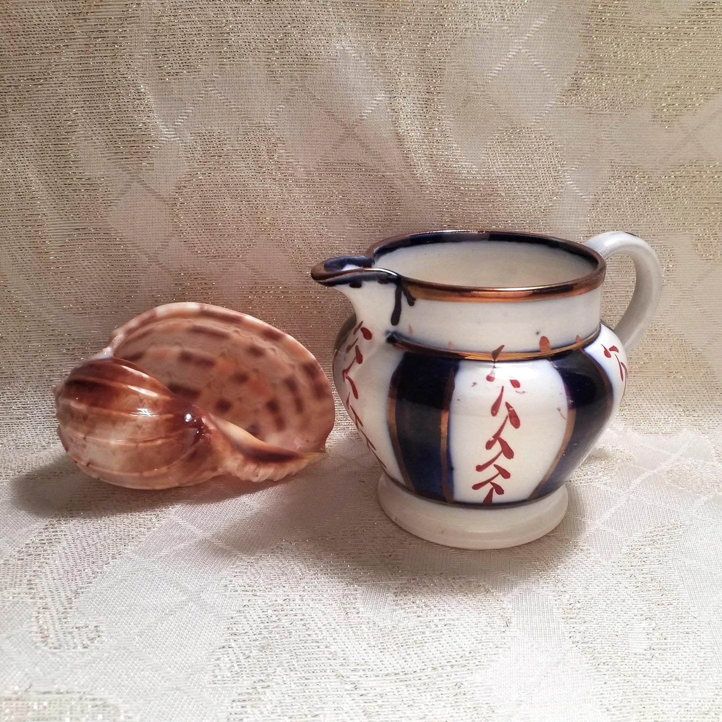Vintage Gaudy Welsh Creamer, Flo Blue Wagon Wheel Pattern