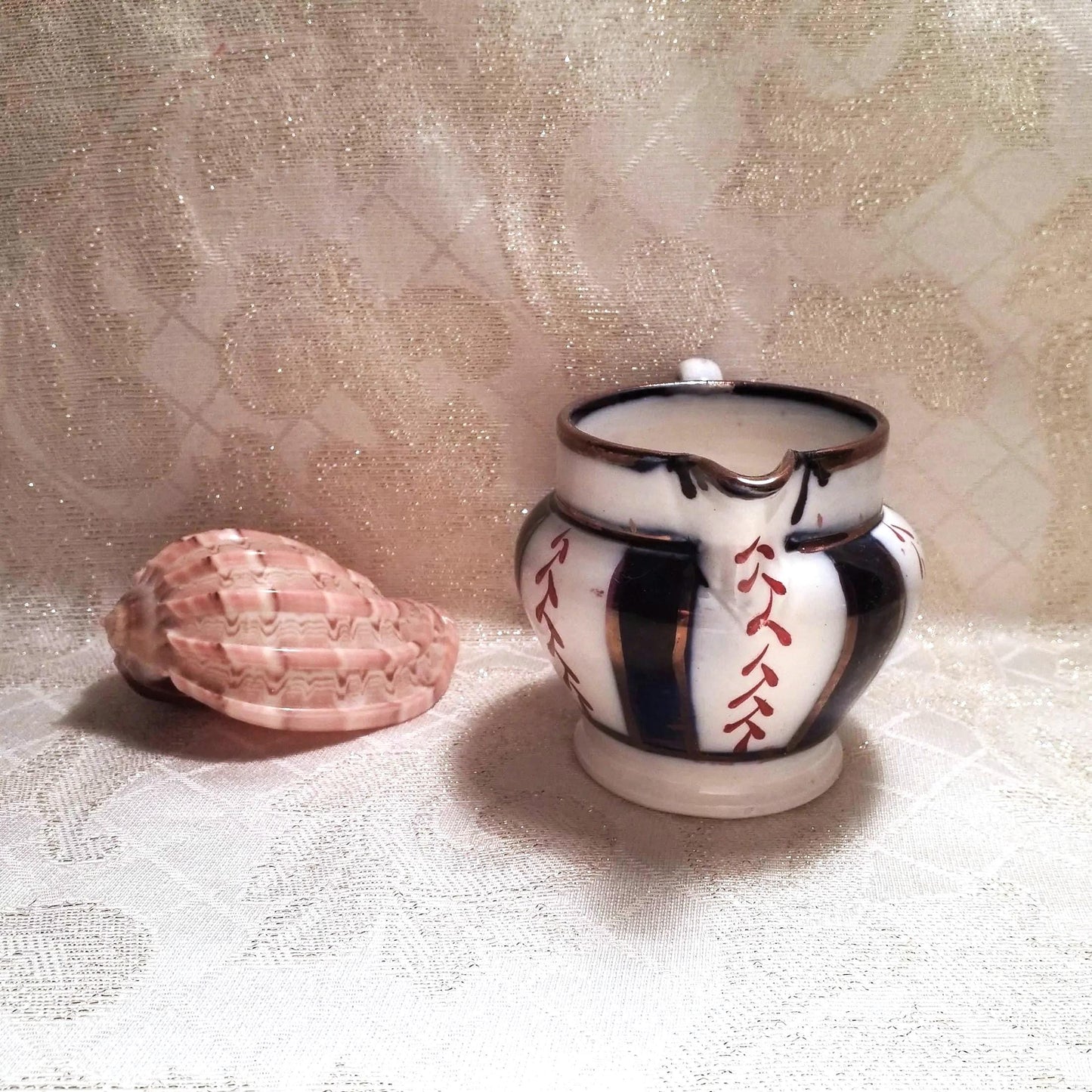 Vintage Gaudy Welsh Creamer, Flo Blue Wagon Wheel Pattern