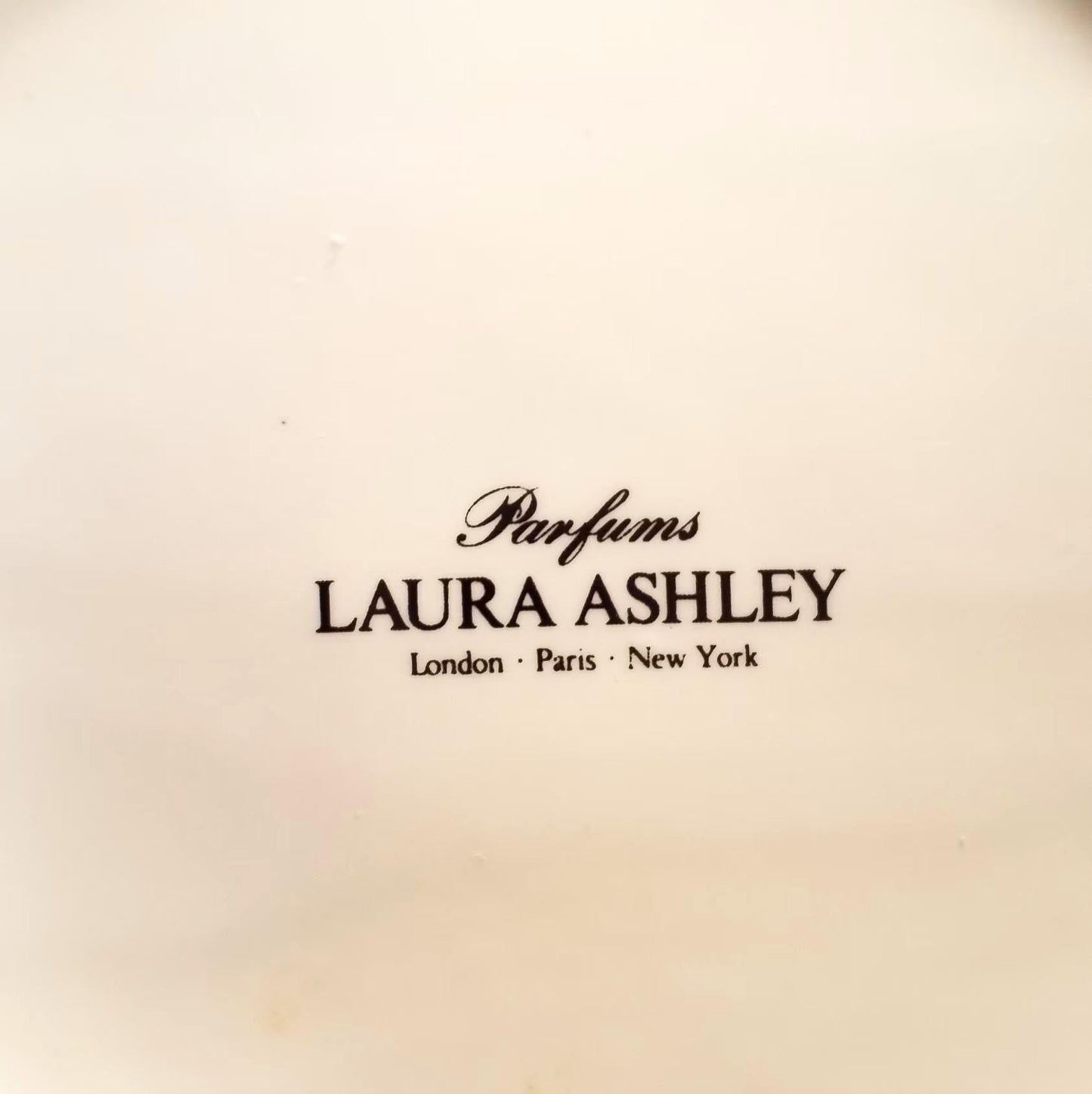 Laura Ashley 16 Ounce Vintage Teapot Laura Ashley Parfums London Paris New York Beautiful Floral Always FREE Domestic SHIPPING