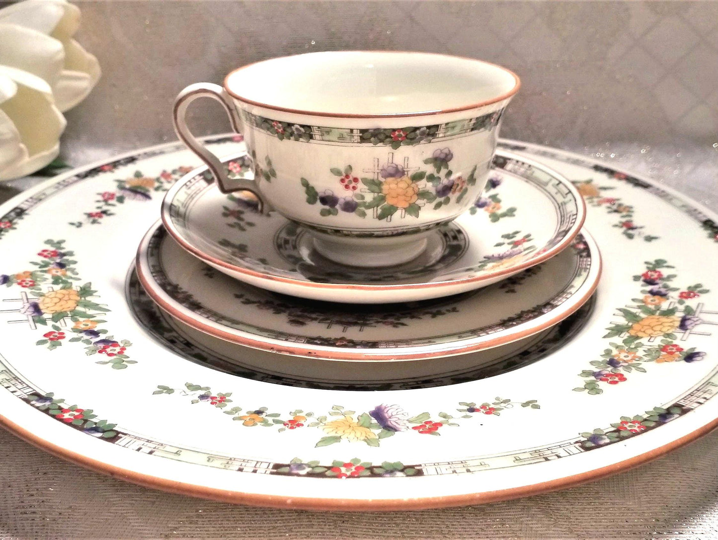 Royal Doulton Kenilworth China Set, Floral Moriage Design, Vintage 1926 (4-Piece)