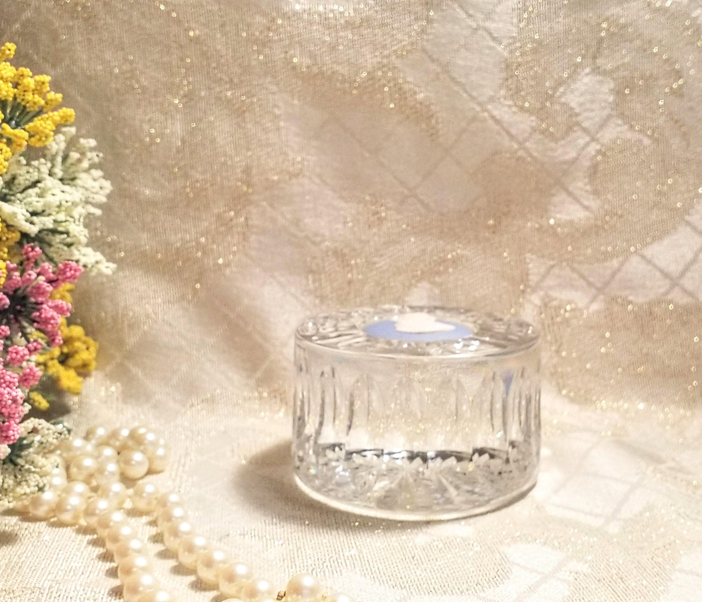 Wedgwood Charles Dickens Jasperware Crystal Paperweight