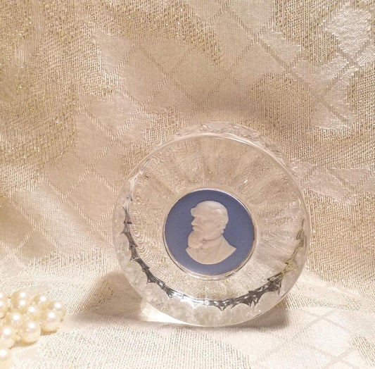 Wedgwood Charles Dickens Jasperware Crystal Paperweight