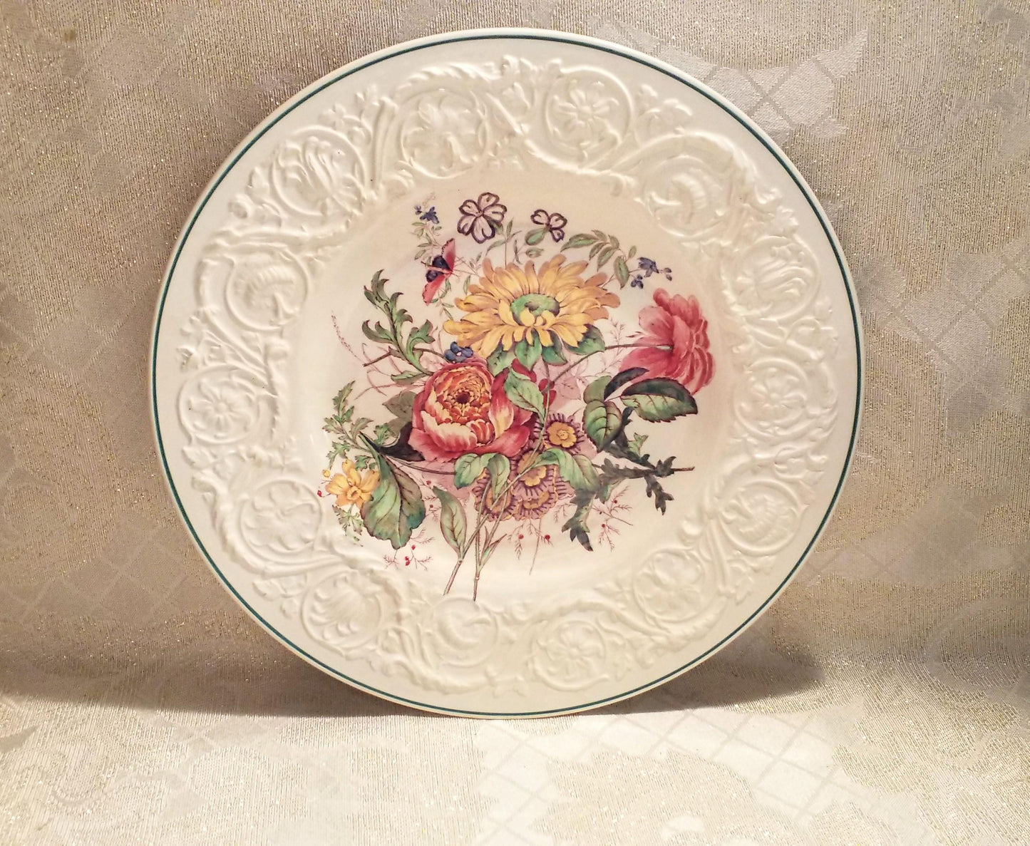 Wedgwood Bognor Patrician Dinner Plate, Queensware Earthenware Always FREE Domestic SHIPPING