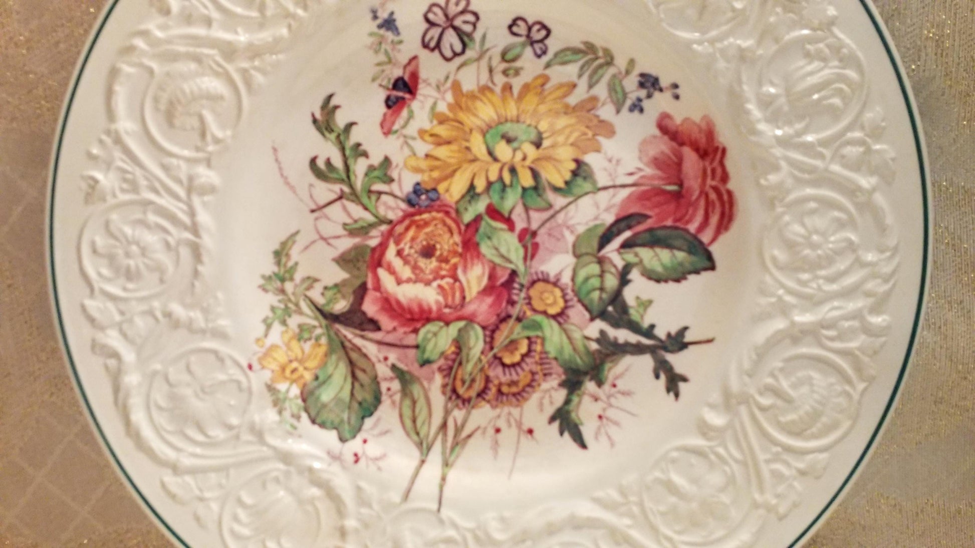 Wedgwood Bognor Patrician Dinner Plate, Queensware Earthenware Always FREE Domestic SHIPPING