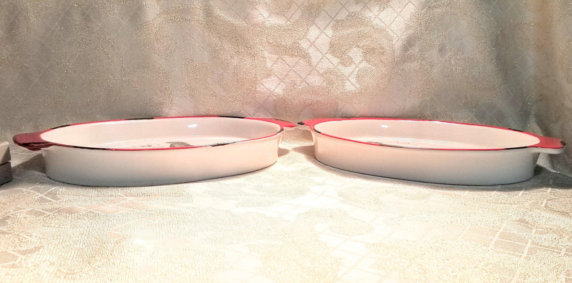 Farmhouse Casserole Dishes: Rooster and Cow Decor, Red & Black Trim