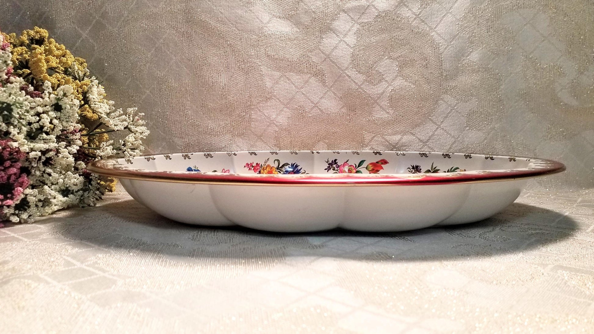 Daher Ware Metal Plate - Floral Decorated Display Decor