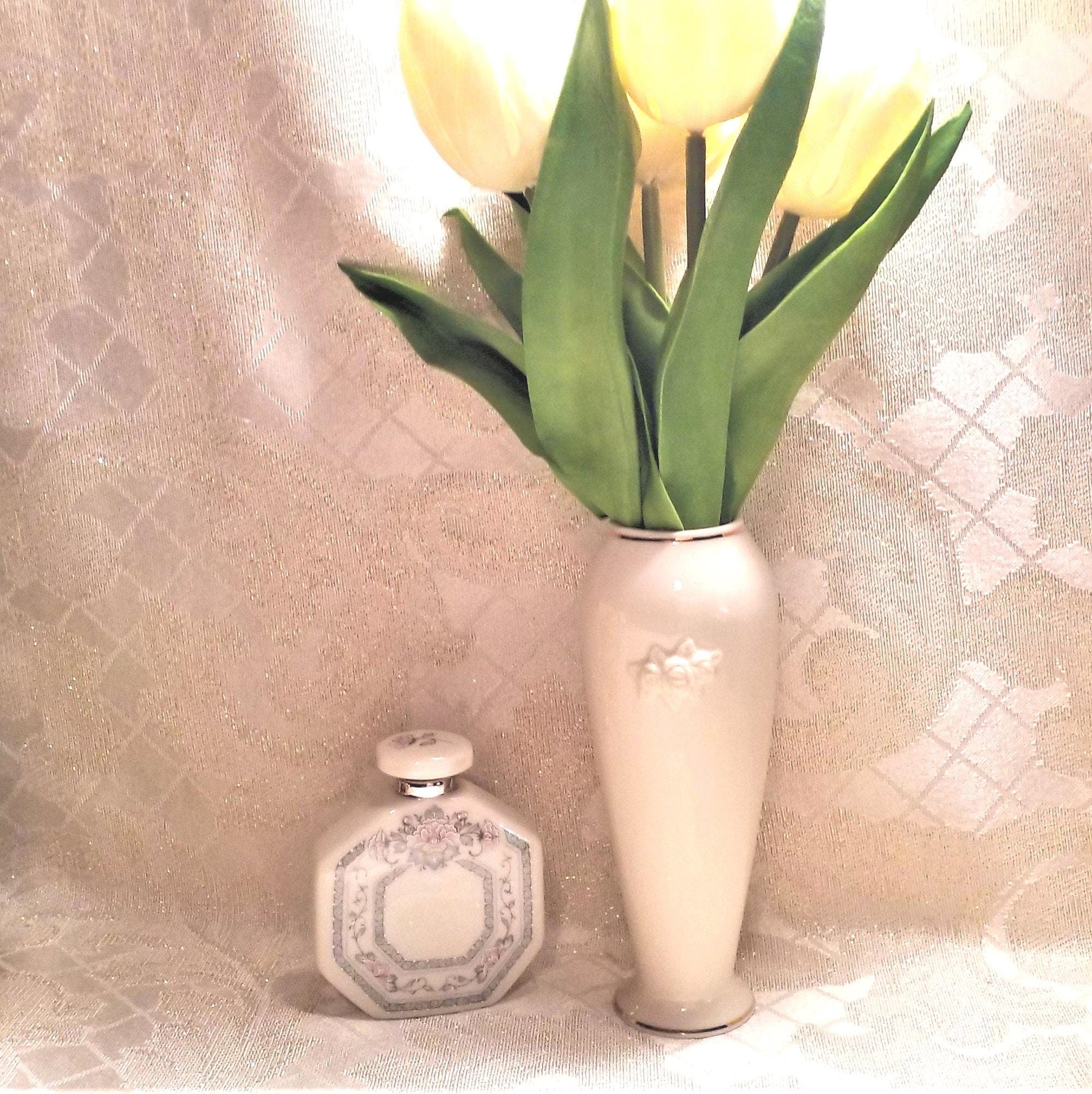 Lenox Charleston Perfume Bottle And Rosebud Vase Set Always FREE Domestic SHIPPING