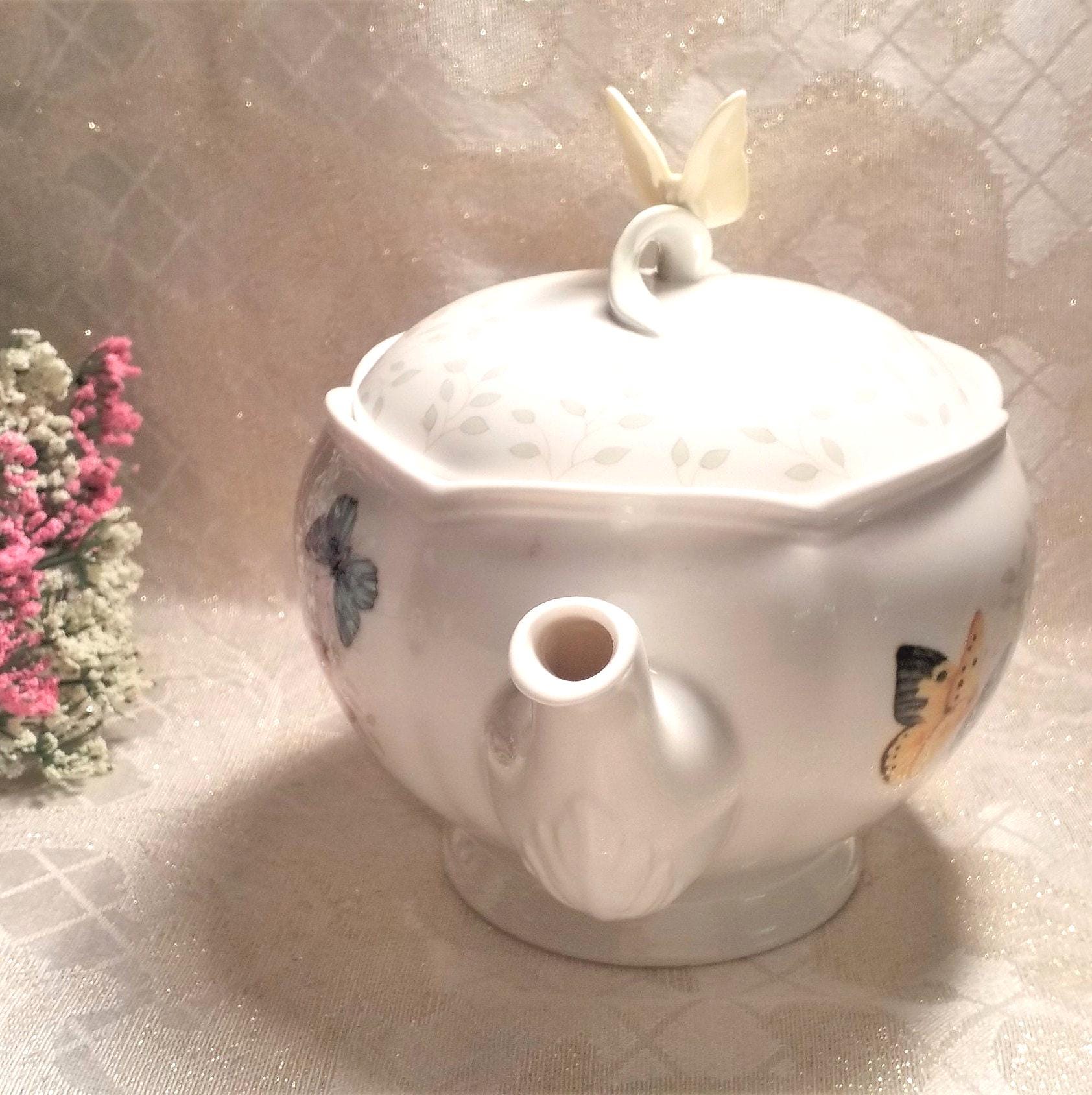 Lenox Butterfly Meadow Teapot, Laurie Le Luyer Design 30 Ounce And Always FREE Domestic SHIPPING