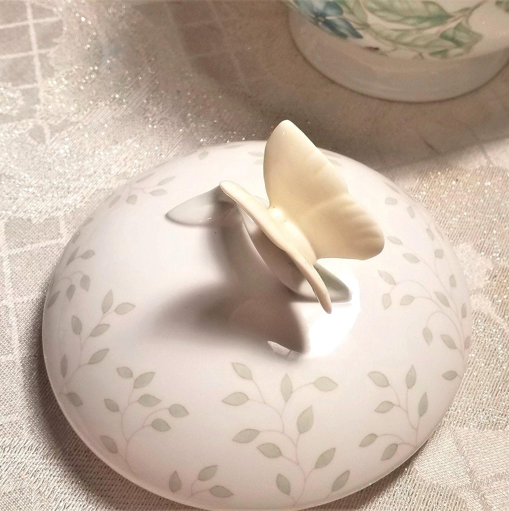 Lenox Butterfly Meadow Teapot, Laurie Le Luyer Design 30 Ounce And Always FREE Domestic SHIPPING