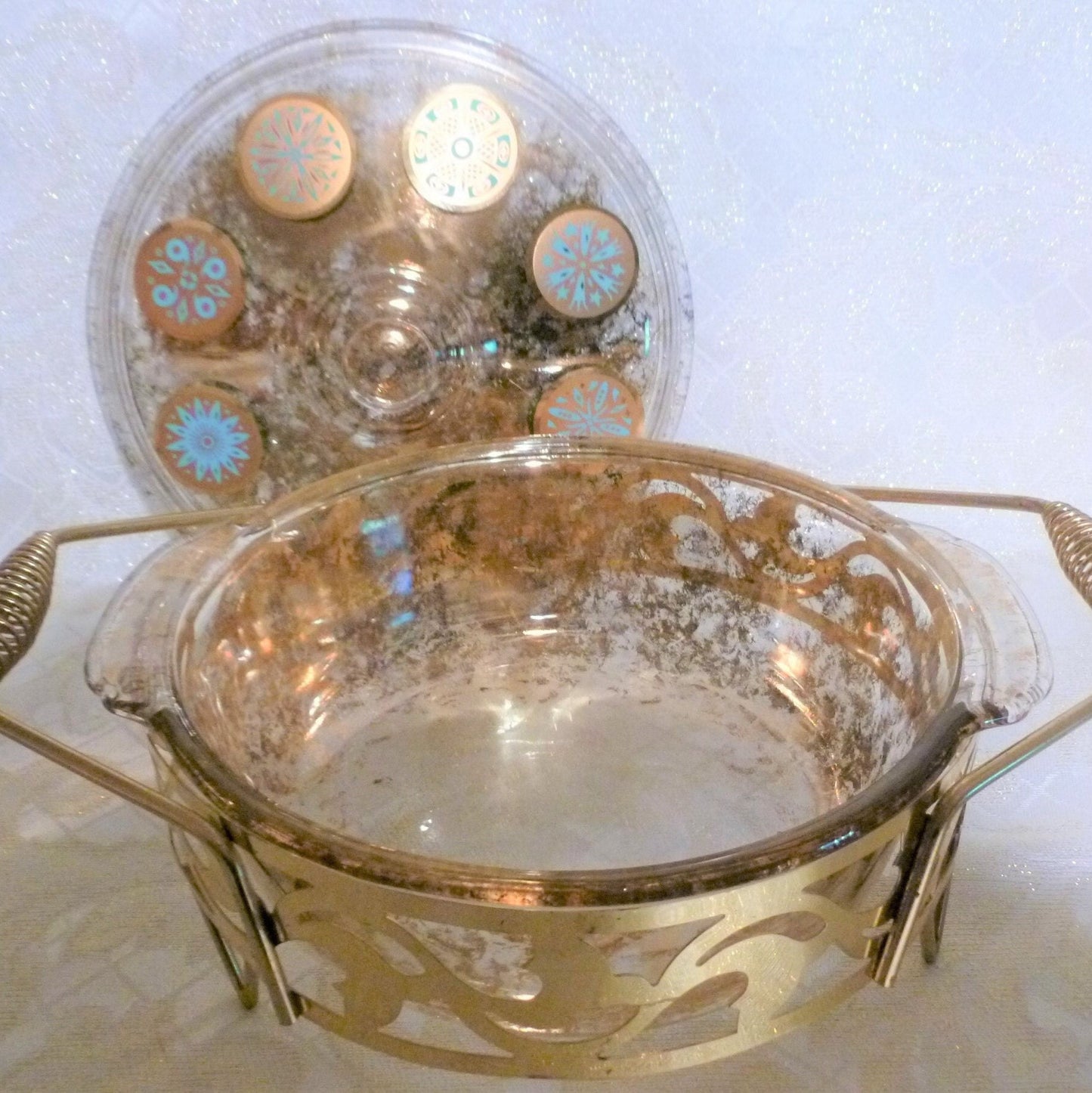 George Briard 2 Quart Casserole With Goldtone Metal Serving Frame And 22K Gold Art Detail Award Winning Designer FREE Domestic SHIPPING